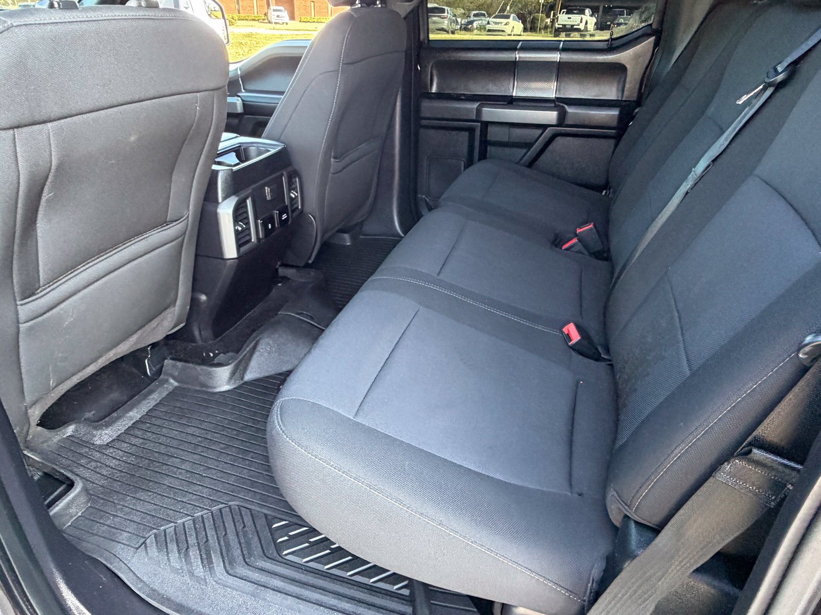 Used 2018 Ford F150 XLT w/ Equipment Group 302A Luxury AWD/4WD image 40