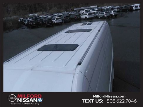 Used 2022 Mercedes-Benz Sprinter 2500 image 4