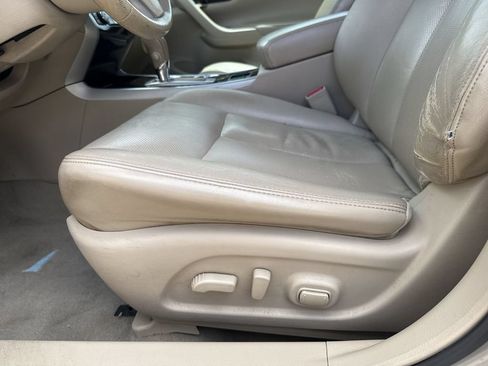 Used 2014 Nissan Altima 2.5 SL w/ Moonroof Package FWD image 14
