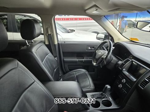 Used 2016 Ford Flex SEL w/ Equipment Group 202A FWD image 8