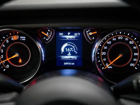 Used 2022 Jeep Wrangler Sport AWD/4WD image 31