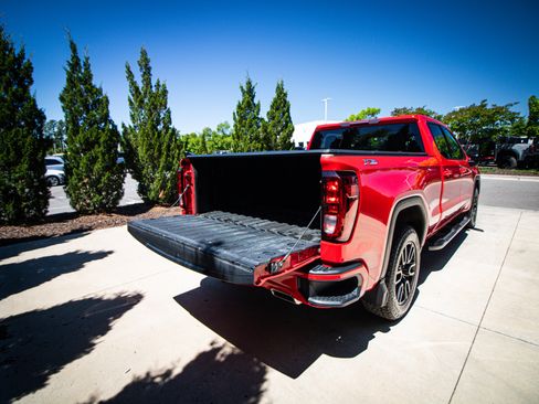Used 2021 GMC Sierra 1500 Elevation w/ X31 Off-Road Package AWD/4WD image 30