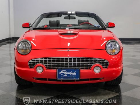 Used 2004 Ford Thunderbird RWD image 22