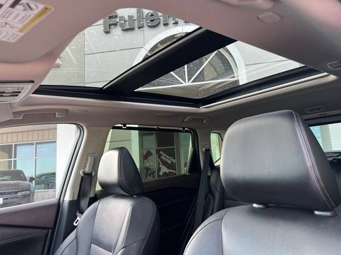 Used 2023 Nissan Rogue Platinum w/ Platinum Premium Package FWD image 16