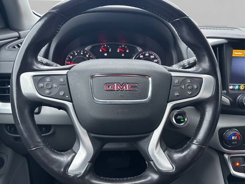 Used 2022 GMC Terrain SLT image 24