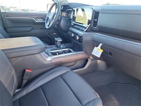 New 2026 GMC Sierra 1500 SLT w/ SLT Premium Plus Package image 21