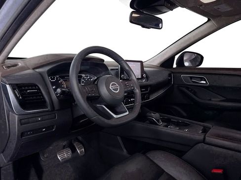 Used 2021 Nissan Rogue SL image 12