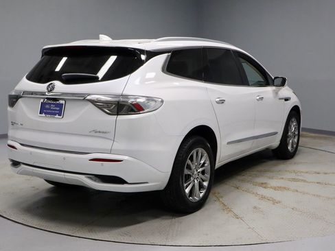 Used 2023 Buick Enclave Avenir w/ Avenir Technology Package AWD/4WD image 11