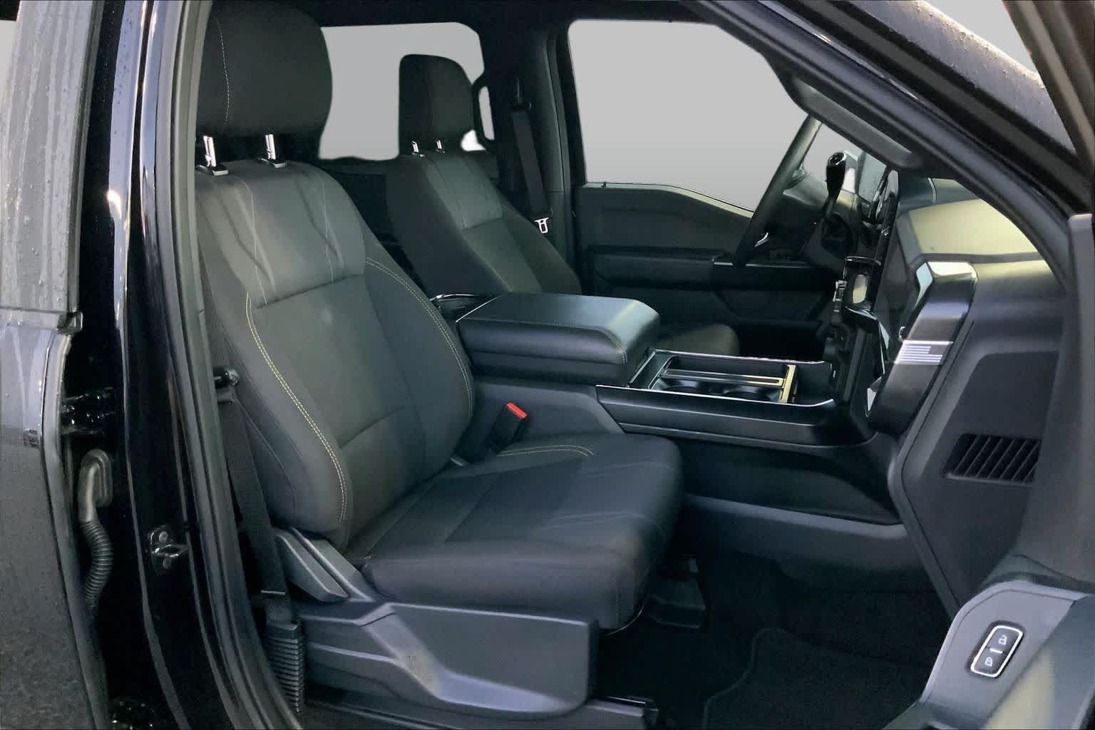 Used 2025 Ford F150 STX w/ Equipment Group 200A RWD image 9