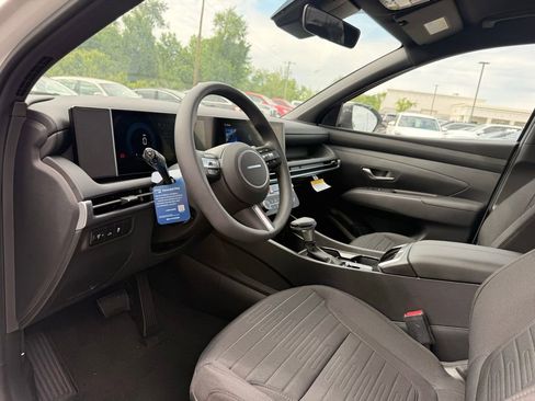 New 2026 Hyundai Santa Cruz SE FWD image 9