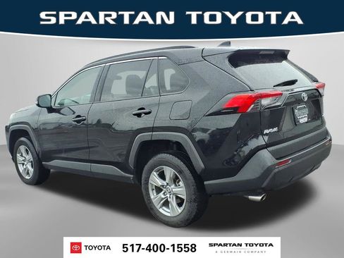 Used 2024 Toyota RAV4 XLE FWD image 10