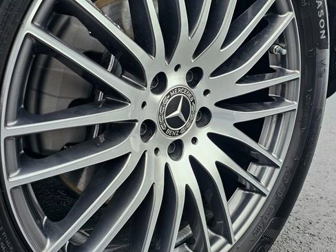 Certified 2025 Mercedes-Benz GLC 300 4MATIC image 9