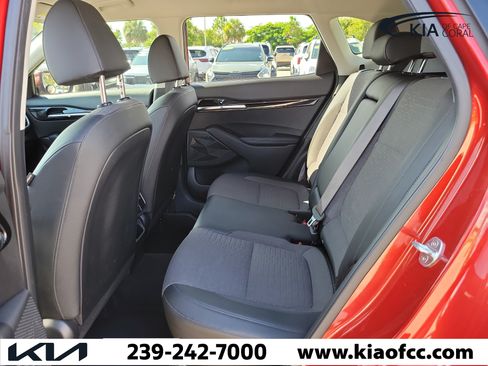 Certified 2022 Kia Seltos S FWD image 11