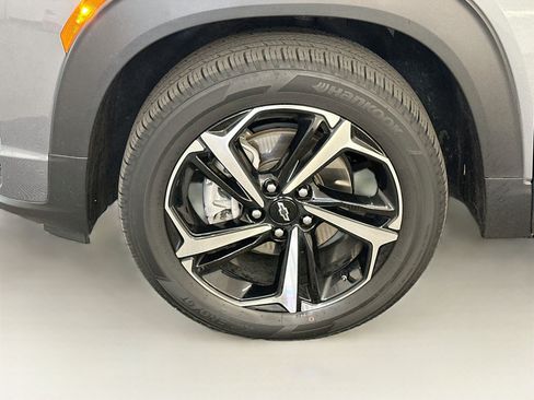 Used 2022 Chevrolet TrailBlazer RS w/ Technology Package AWD/4WD image 34