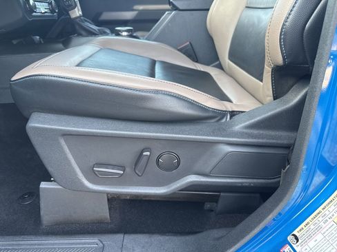 Used 2022 Ford Bronco Wildtrak image 16