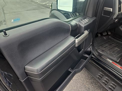 Used 2017 Ford F150 Raptor w/ Equipment Group 802A Luxury AWD/4WD image 16