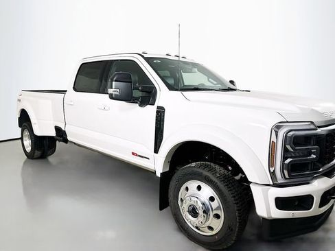 New 2026 Ford F450 Platinum w/ FX4 Off-Road Package AWD/4WD image 1