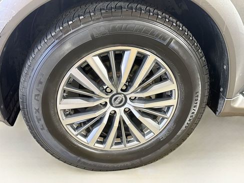 Used 2021 Nissan Armada SL w/ Captain's Chairs Package image 41