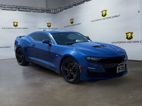Used 2019 Chevrolet Camaro SS RWD image 7