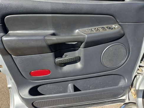 Used 2003 Dodge Ram 3500 Truck SLT image 10