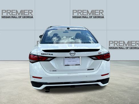 New 2025 Nissan Sentra SR w/ Midnight Edition image 6