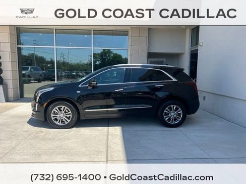 Certified 2023 Cadillac XT5 Premium Luxury w/ LPO, Floor Liner Package AWD/4WD image 2