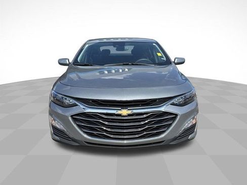 Used 2025 Chevrolet Malibu LT FWD image 2