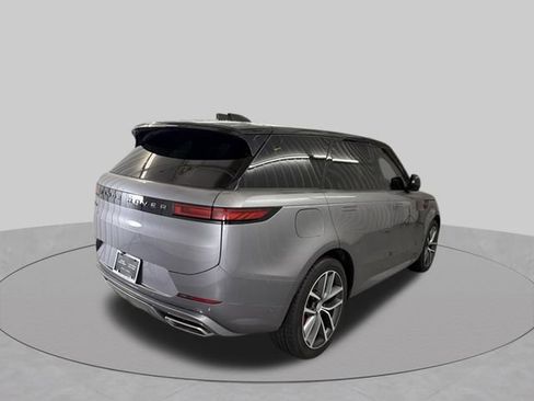 Used 2024 Land Rover Range Rover Sport Autobiography AWD/4WD image 4