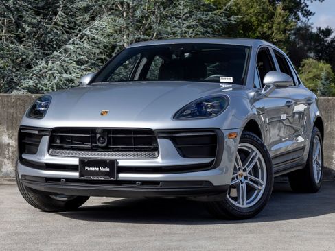 Certified 2025 Porsche Macan AWD/4WD image 1