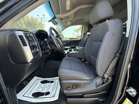 Used 2019 Chevrolet Silverado 1500 LT w/ LPO, Black Pack AWD/4WD image 13