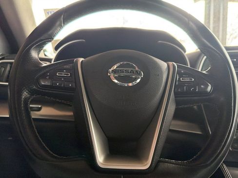 Used 2022 Nissan Maxima SV w/ Floor Mat Group FWD image 31