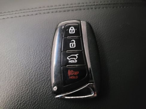 Used 2018 Hyundai Santa Fe Sport 2.0T FWD image 32
