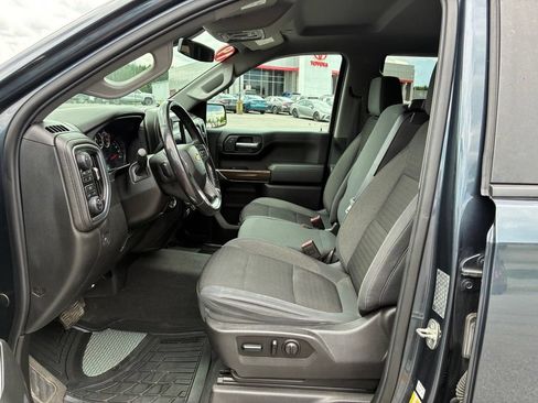 Used 2019 Chevrolet Silverado 1500 LT w/ All-Star Edition AWD/4WD image 16