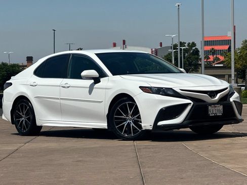 Certified 2024 Toyota Camry SE FWD image 2