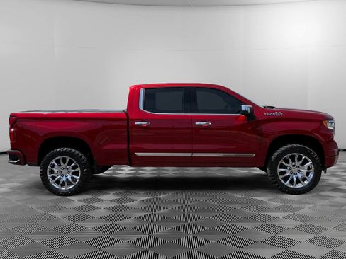 Used 2022 Chevrolet Silverado 1500 High Country w/ Technology Package AWD/4WD image 6