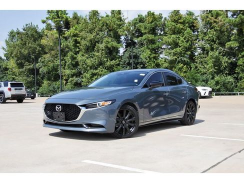 Used 2023 MAZDA MAZDA3 s FWD image 1
