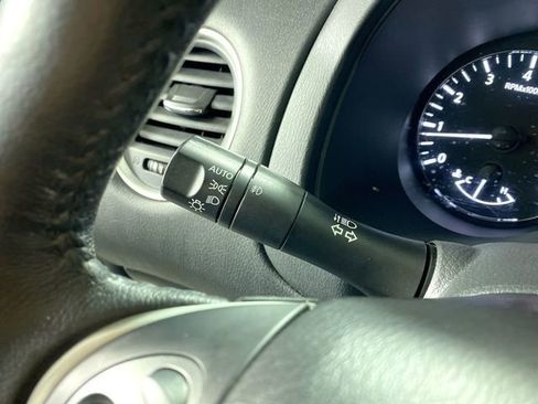 Used 2020 Nissan Pathfinder SL image 14