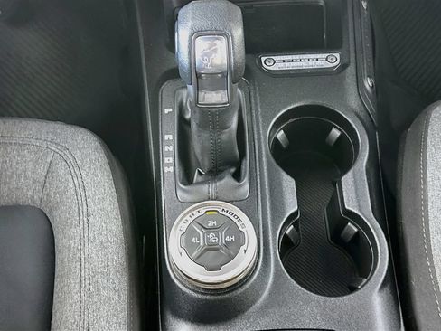 Used 2021 Ford Bronco 4-Door AWD/4WD image 16