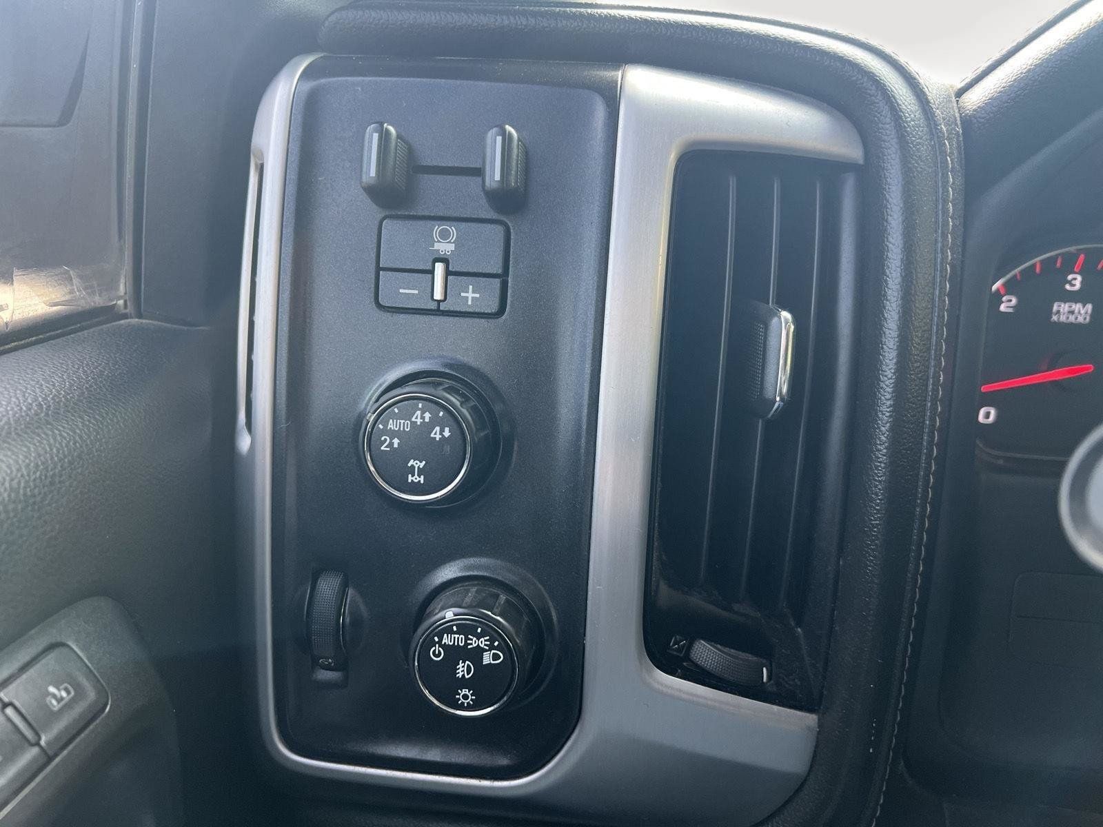 Used 2015 GMC Sierra 1500 SLT w/ SLT Crew Cab Value Package AWD/4WD image 13