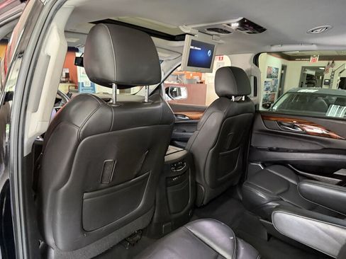 Used 2015 Cadillac Escalade Premium AWD/4WD image 29