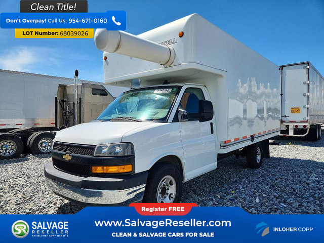 Used 2021 Chevrolet Express 3500 w/ Driver Convenience Package RWD image 1