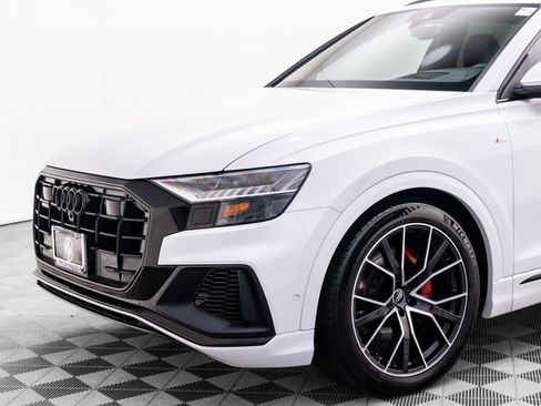 Used 2022 Audi Q8 Prestige w/ Prestige Package AWD/4WD image 33