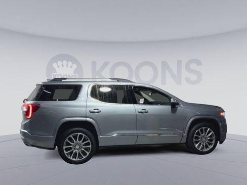 Used 2023 GMC Acadia Denali w/ Denali Technology Package image 12