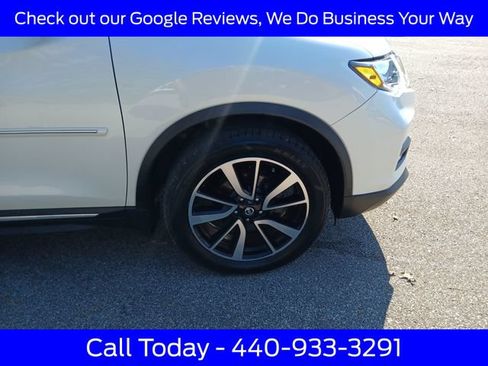 Used 2019 Nissan Rogue SL AWD/4WD image 13