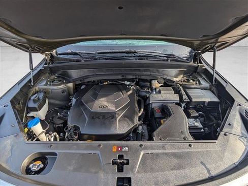 Used 2023 Kia Telluride EX w/ EX Captain's Chair Package image 22