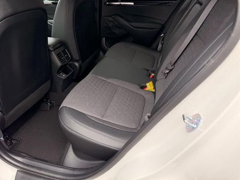 New 2026 Kia Seltos S image 8