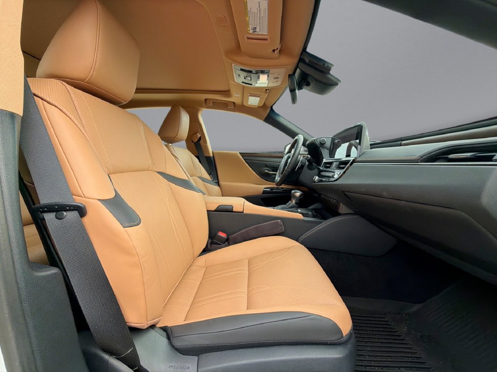 Certified 2024 Lexus ES 350 Ultra Luxury w/ Accessory Package (Z2) FWD image 16