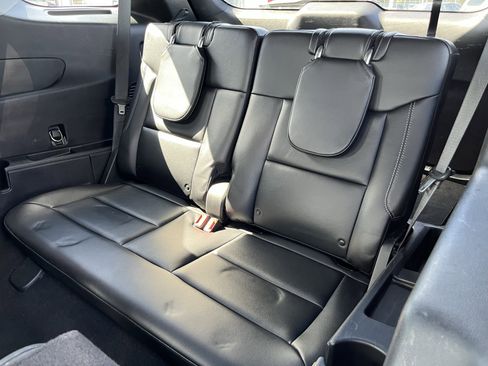Used 2022 Ford Explorer Limited AWD/4WD image 19