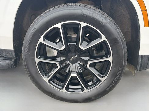 Used 2025 Chevrolet Tahoe RST w/ Comfort Package image 28