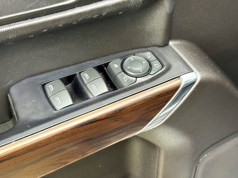 Used 2019 GMC Sierra 1500 SLT image 15